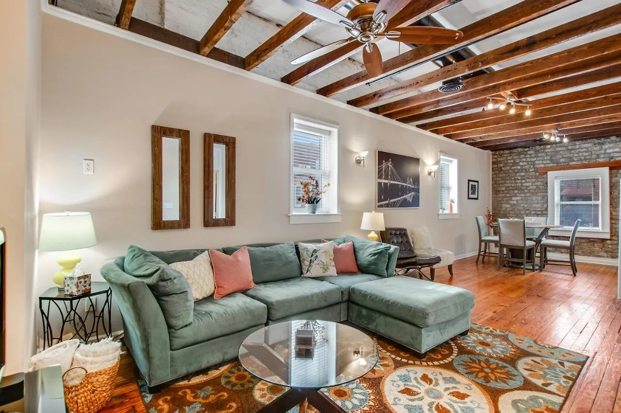 Historic City Market - Loft Off Broughton Too Savannah Apartment